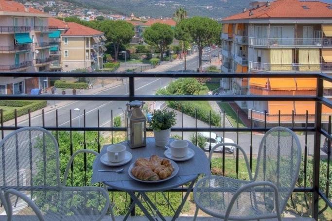 Apartament Ad Un Passo Da… Pietra Ligure Zewnętrze zdjęcie